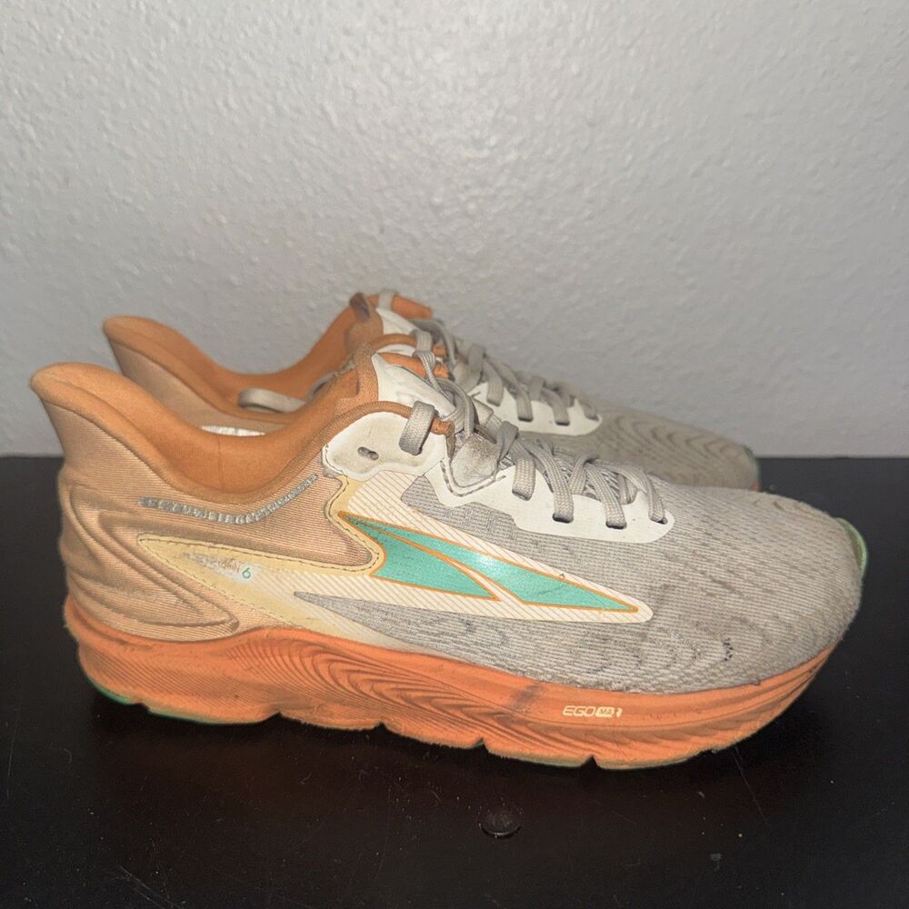 ALTRA Women's Torin 6 Road Running Shoe Sz 6 RARE COLOR